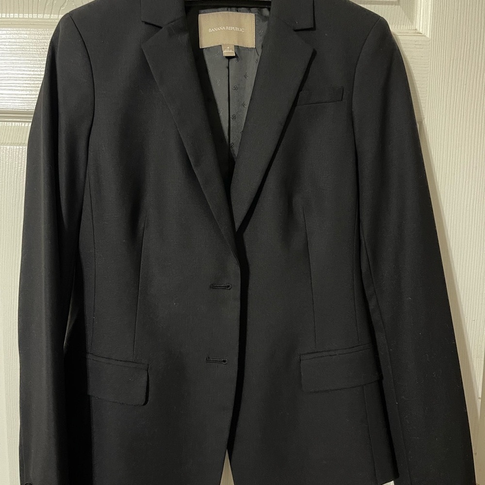 Banana Republic Women's Classic Black Suit Jacket